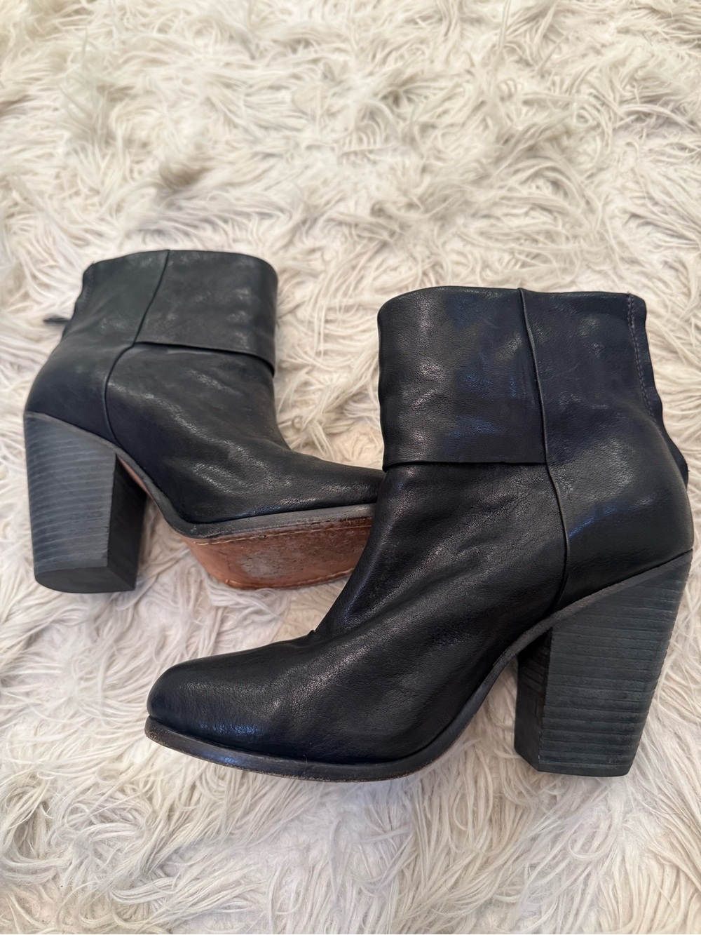 rag & bone Black Leather Block Heel Ankle Booties
